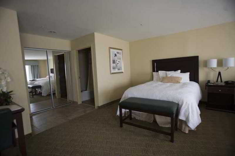 Hampton Inn & Suites Dallas-Arlington-South Szoba fotó